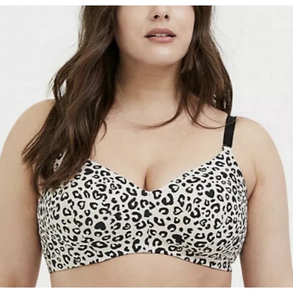 NWT Torrid 44 DDDLeopard Heart 360° Back Smoothing Lightly Lined Wire-Free Bra